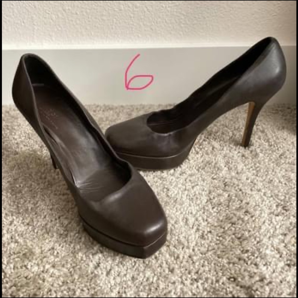 Classic Gucci heels